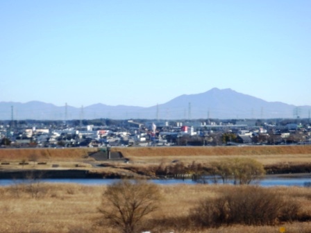 筑波山方面(平成24年12月24日撮影)